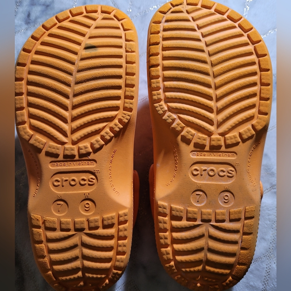 Rebound Crocs Orange Size 8 Women 7 Men - Picture 6 of 6